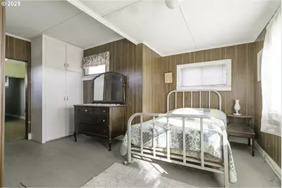 6131 SE 87th Ave, Portland, OR 97266 - Photo 20