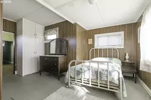 6131 SE 87th Ave, Portland, OR 97266 - Photo 20