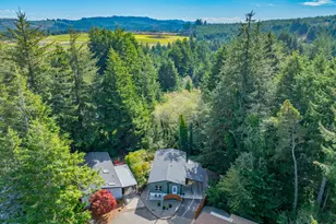 565 Shorepines Ct, Coos Bay, OR 97420 - Photo 36