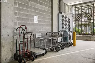 300 W 8th St, Vancouver, WA 98660 - Photo 32