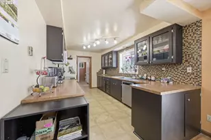 87700 Blek Dr, Veneta, OR 97487 - Photo 10