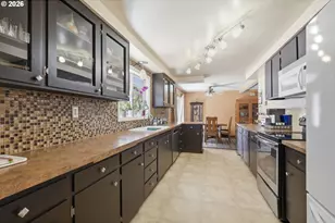 87700 Blek Dr, Veneta, OR 97487 - Photo 14