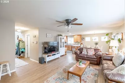 4145 Winners Circle Ave, Albany, OR 97322 - Photo 4