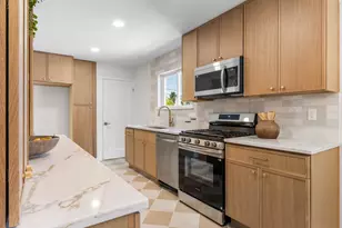 3607 NE Liberty St, Portland, OR 97211 - Photo 8