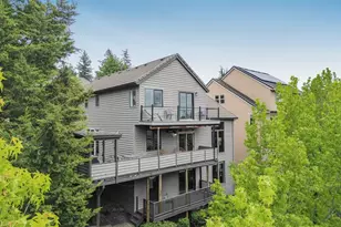 1943 NW Millcrest Pl, Portland, OR 97229 - Photo 2
