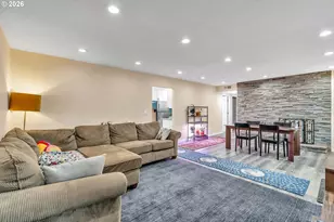 8516 N Calhoun Ave, Portland, OR 97203 - Photo 6