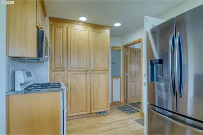 34140 SE Elm St, Scappoose, OR 97056 - Photo 6
