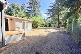 71 N Hobby Ct, Otis, OR 97368 - Photo 4