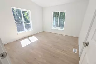 71 N Hobby Ct, Otis, OR 97368 - Photo 36