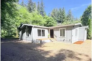 71 N Hobby Ct, Otis, OR 97368 - Photo 2
