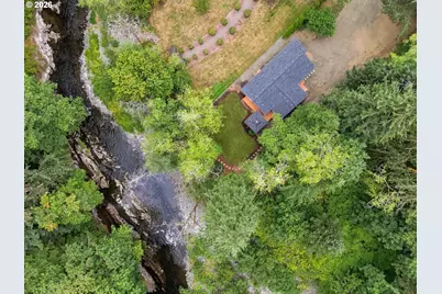 71 N Hobby Ct, Otis, OR 97368 - Photo 16