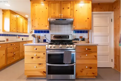 56 Jennings Rd, Trout Lake, WA 98650 - Photo 10