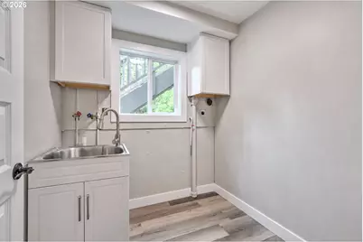 13651 SW 63rd Ave, Portland, OR 97219 - Photo 22