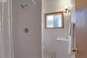 12640 NE Fremont St, Portland, OR 97230 - Photo 34