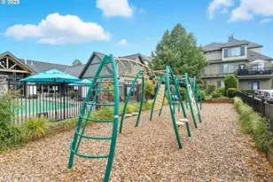 8100 NE Miriam Way, Hillsboro, OR 97006 - Photo 20