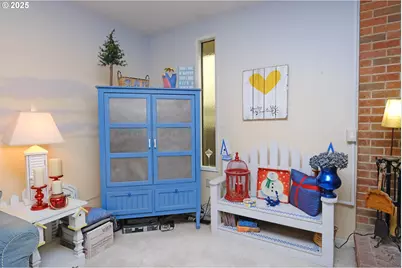 18521 SE Woodcock Ave, Milwaukie, OR 97267 - Photo 4