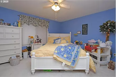 18521 SE Woodcock Ave, Milwaukie, OR 97267 - Photo 8