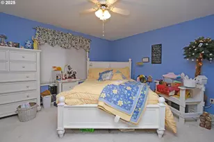 18521 SE Woodcock Ave, Milwaukie, OR 97267 - Photo 8