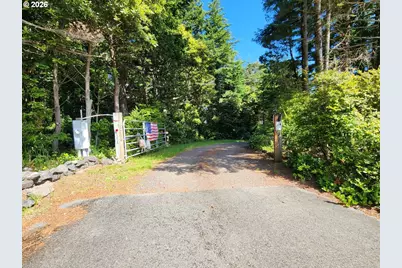 1230 Deady St, Port Orford, OR 97465 - Photo 36