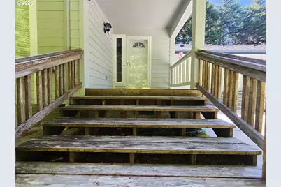 1230 Deady St, Port Orford, OR 97465 - Photo 34