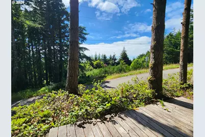 1230 Deady St, Port Orford, OR 97465 - Photo 40