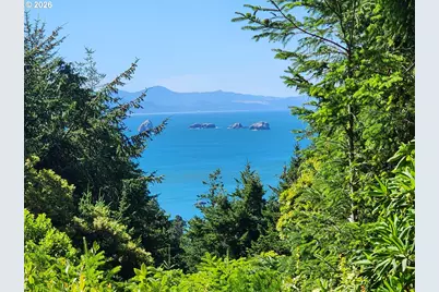 1230 Deady St, Port Orford, OR 97465 - Photo 28