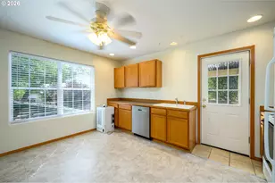 1411 NE Logan St, McMinnville, OR 97128 - Photo 12