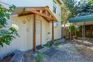 1411 NE Logan St, McMinnville, OR 97128 - Photo 28