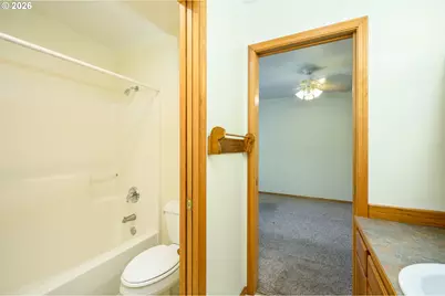 1411 NE Logan St, McMinnville, OR 97128 - Photo 20