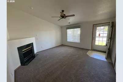 7701 NE 21st St, Vancouver, WA 98664 - Photo 6