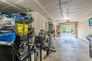 2567 NW 1st Dr, Gresham, OR 97030 - Photo 28