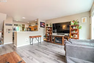 2567 NW 1st Dr, Gresham, OR 97030 - Photo 6