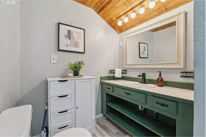 2318 E 13th St, The Dalles, OR 97058 - Photo 12