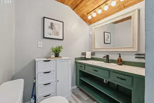 2318 E 13th St, The Dalles, OR 97058 - Photo 12