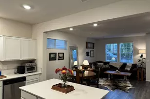 861 N 19th Ave, Cornelius, OR 97113 - Photo 8