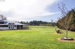 38225 Mt Hope Dr, Lebanon, OR 97355 - Photo 36