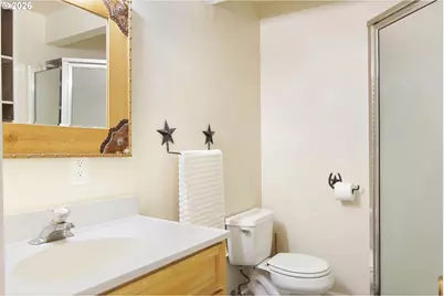38225 Mount Hope Dr, Lebanon, OR 97355 - Photo 8