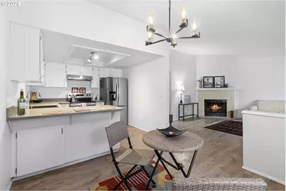 604 S California St, Portland, OR 97219 - Photo 10