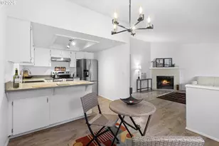 604 S California St, Portland, OR 97219 - Photo 10