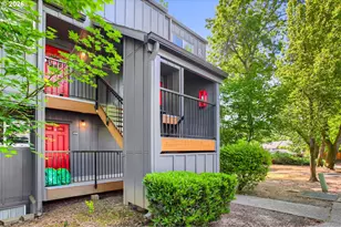 4 Touchstone, Lake Oswego, OR 97035 - Photo 4