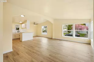 2768 Oakland Loop SE, Salem, OR 97317 - Photo 6