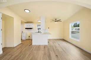 2768 Oakland Loop SE, Salem, OR 97317 - Photo 8