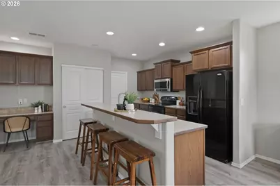 1961 Adelman Loop, Eugene, OR 97402 - Photo 10