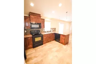 1999 Jansen Way, Woodburn, OR 97071 - Photo 8