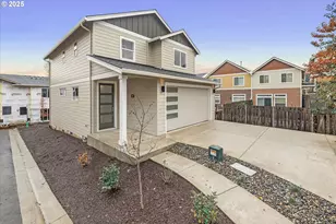 181 NW Mawrcrest Ave, Gresham, OR 97030 - Photo 8