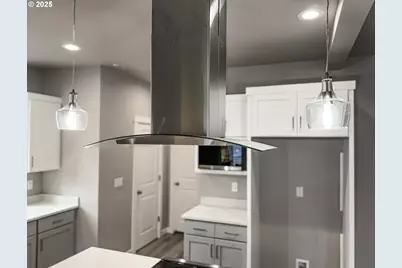 181 NW Mawrcrest Ave, Gresham, OR 97030 - Photo 18