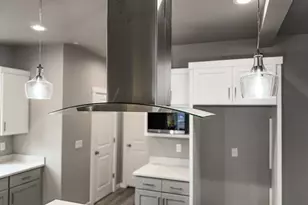 181 NW Mawrcrest Ave, Gresham, OR 97030 - Photo 18