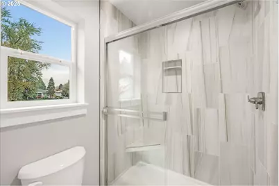 181 NW Mawrcrest Ave, Gresham, OR 97030 - Photo 32