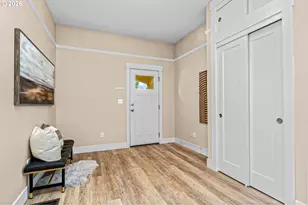 5811 N Princeton St, Portland, OR 97203 - Photo 6