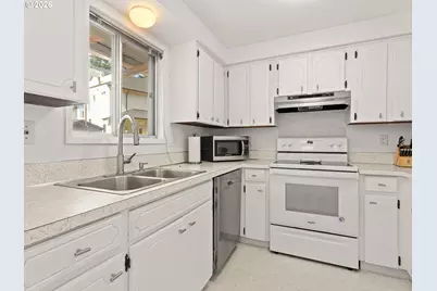 14622 NE 18th St, Vancouver, WA 98684 - Photo 8